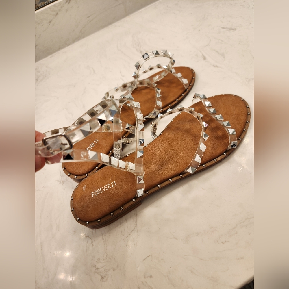 Sandals Forever 21, size 7.5